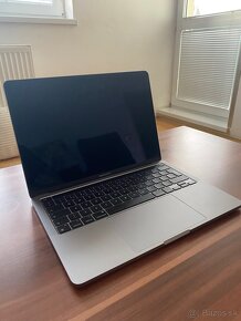 Macbook Pro 13” 2022 M2 256GB - touchbar - 3