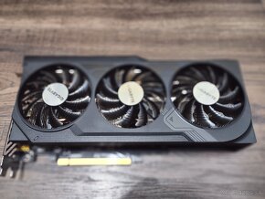 Gigabyte RTX 4070 Windforce 12GB - 3