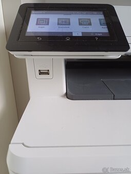 Laserová farebná tlačiareň HP Color LaserJet Pro M479dw - 3