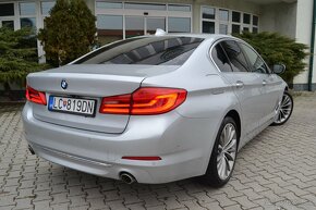 BMW 530 D LUXURY X DRIVE, 11/2017, FULL VÝBAVA, TOP STAV - 3