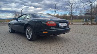 Jaguar xk8 - 3