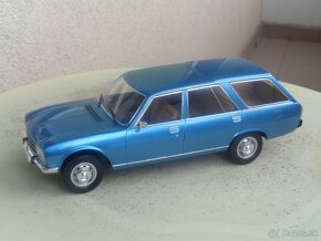 1:18 1976 Peugeot 504 Break - 3