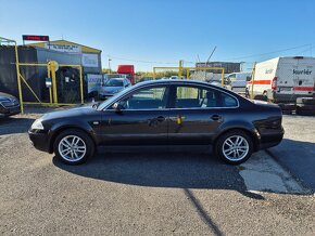 Volkswagen Passat 1.9 TDI Comfortline - 3