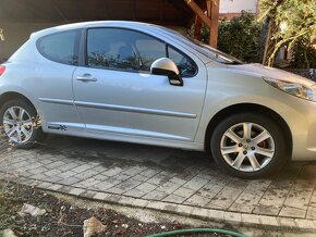 PEUGEOT 207 1.6 HDI NAJ.97000 KM ROK VÝROBY 2006 - 3