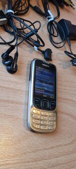 Mobil Nokia 6303 a iné - 3