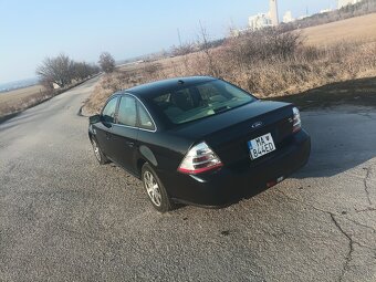 Ford Taurus, 196kw, 4X4 - 3