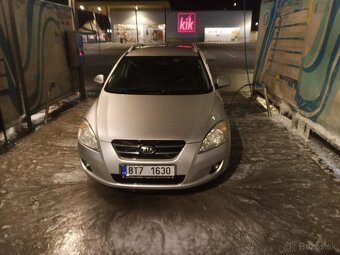 Prodám kia ceed sw 1.6crdi - 3