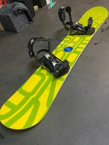 Snowboard s viazanim - 3