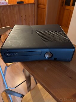 Xbox 360 S 4GB + kinect - 3