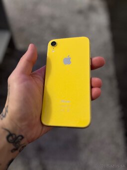 Apple Iphone XR 64GB Gold - 3