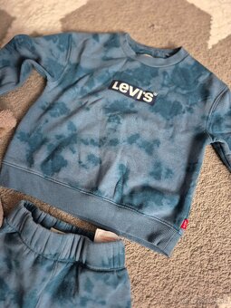 Levis - 3