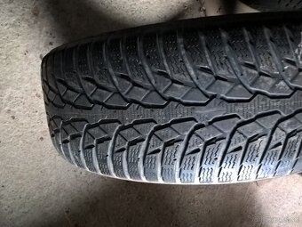 2 ks ZIMNÉ 215/65 R16 102H XL NOKIAN cca 4-5 mm 2019 20€/kus - 3