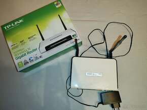 TP - Link router - 3