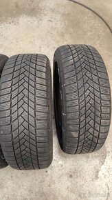 215/55 R17 - 3