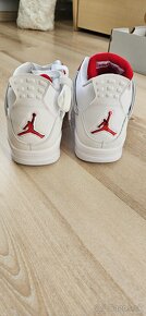 Air Jordan 4 Retro "Red Metallic" - 3