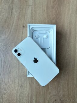 Apple iPhone 11 64GB - 3