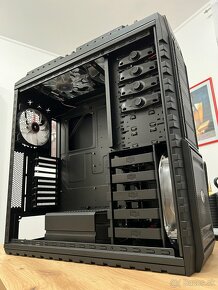 Cooler Master HAF X - 3