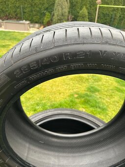 Continental 285/40 R21 - 3