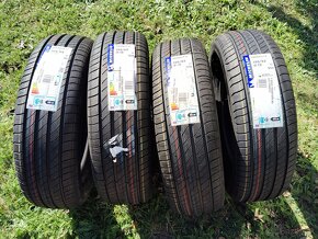 Michelin Primacy 4   195/65 R15 - 3