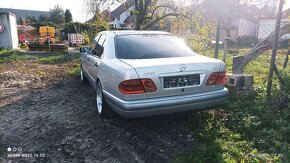 Mercedes-Benz W210 E220CDI - 3