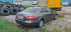 Mercedes E 220 2009rok v. W212 - 3