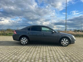 Ford Mondeo mk3 Ghia 2.majiteľ. - 3