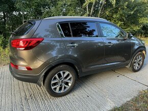 kia sportage 2.0 crdi 100 kw awd m6 2014 - 3