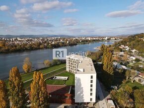 PREDANÉ  Novostavba 1-izbový apartmán A35 BlueWave Riverside - 3