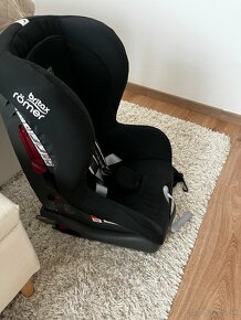 Predam autosedacku Britax Romer Duo Plus - Cierna - 3