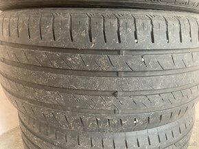 235/45r18 - 3