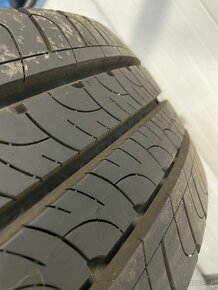 Goodyear 215/65 R16 C 109/107T - 3