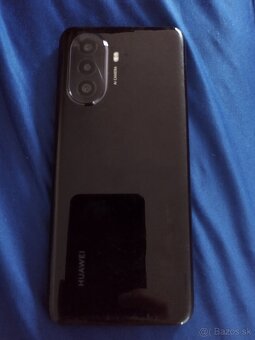 Huawei nová y70 - 3