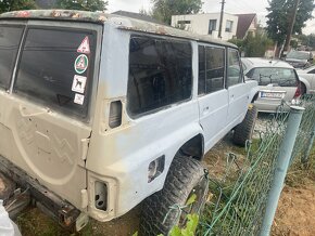 NISSAN PATROL Y60 2,8 - 3