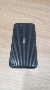 iPhone SE 64gb (2020), čierny, plne funkčný - 3