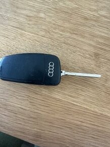 Kľúče od auta Audi A3 2015 roku - 3