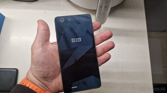 Starší mobliy Elephone S2 - 3