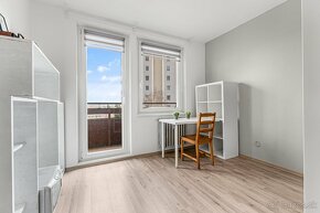 Na predaj | 3 izbový byt s veľkou loggiou 11 m² - Družstevná - 3