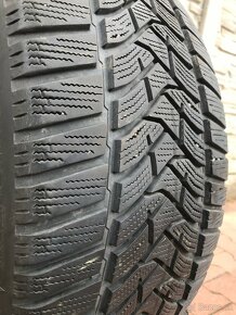 235/45 R18 zimne pneu DUNLOP - 3