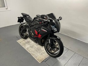 Honda CBR 1000RR SC59 - 3