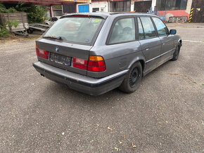 Bmw e34 525i 141kw.Čtete celý inzerát - 3