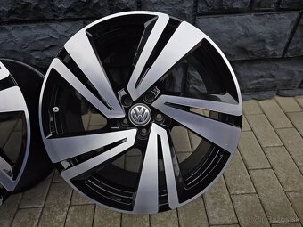 5x112 R20 VW Nevada Bicolor Rline Touareg CR7 - 3