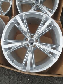 5x112 r21 Audi Q8/SQ8-Zimni sada - 3