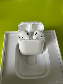 Apple AirPods - 3