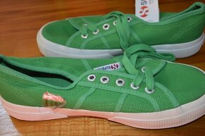 predam krasne nove tenisky SUPERGA - 3