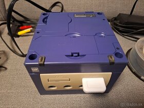 Nintendo Gamecube s modchipom a 33 hrami - 3