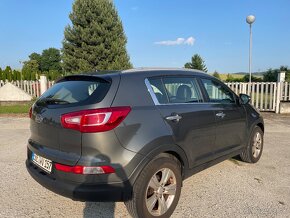 Kia Sportage 1.6 benzin dream edition r.v 2013 top stav - 3