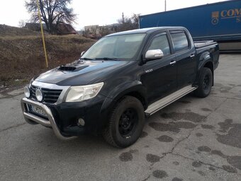 Toyota Hilux 3,0 D4D - 3