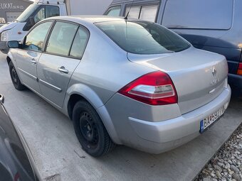 Renault Megane 1,6benz. - 3