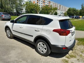 Toyota RAV4 - 3