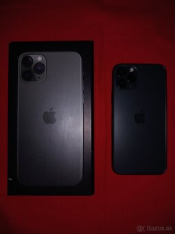 iPhone 11 Pro 256 GB Midnight Green - 3